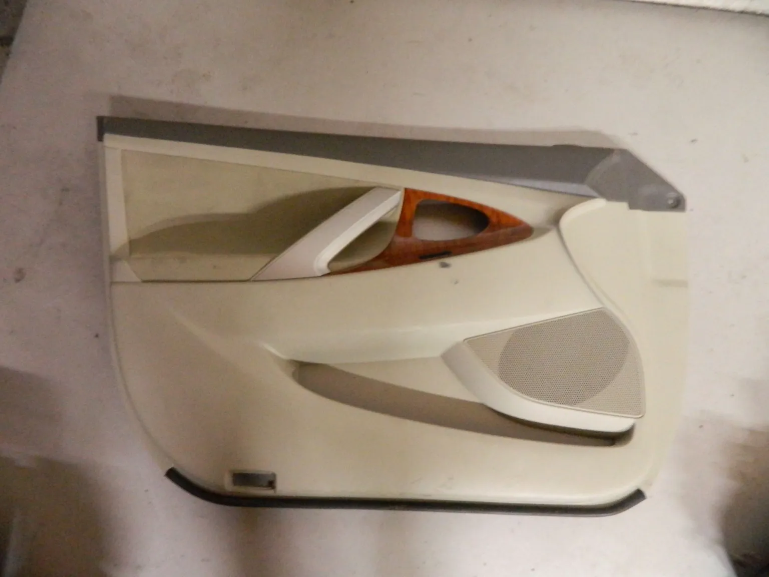 Обшивка двери TOYOTA CAMRY ACV40 Перед Лев (Контрактный) 2892500088