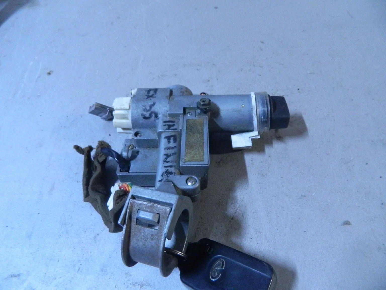 Замок зажигания INFINITI FX35 S50 (Контрактный) 81532491
