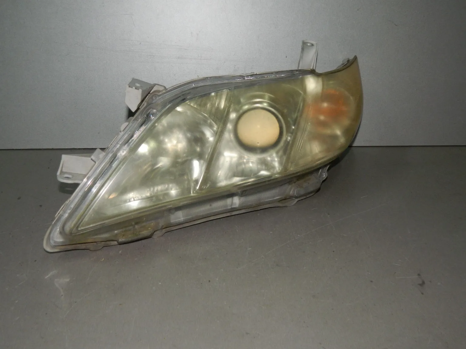 Фара TOYOTA CAMRY ACV40 Перед Лев 33110 (Контрактный) 28925051