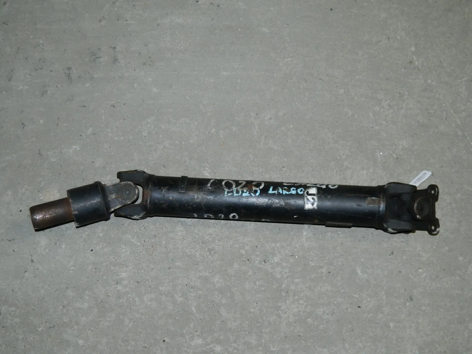 Карданный вал NISSAN LARGO W30 CD20 Зад (Контрактный) 35023027