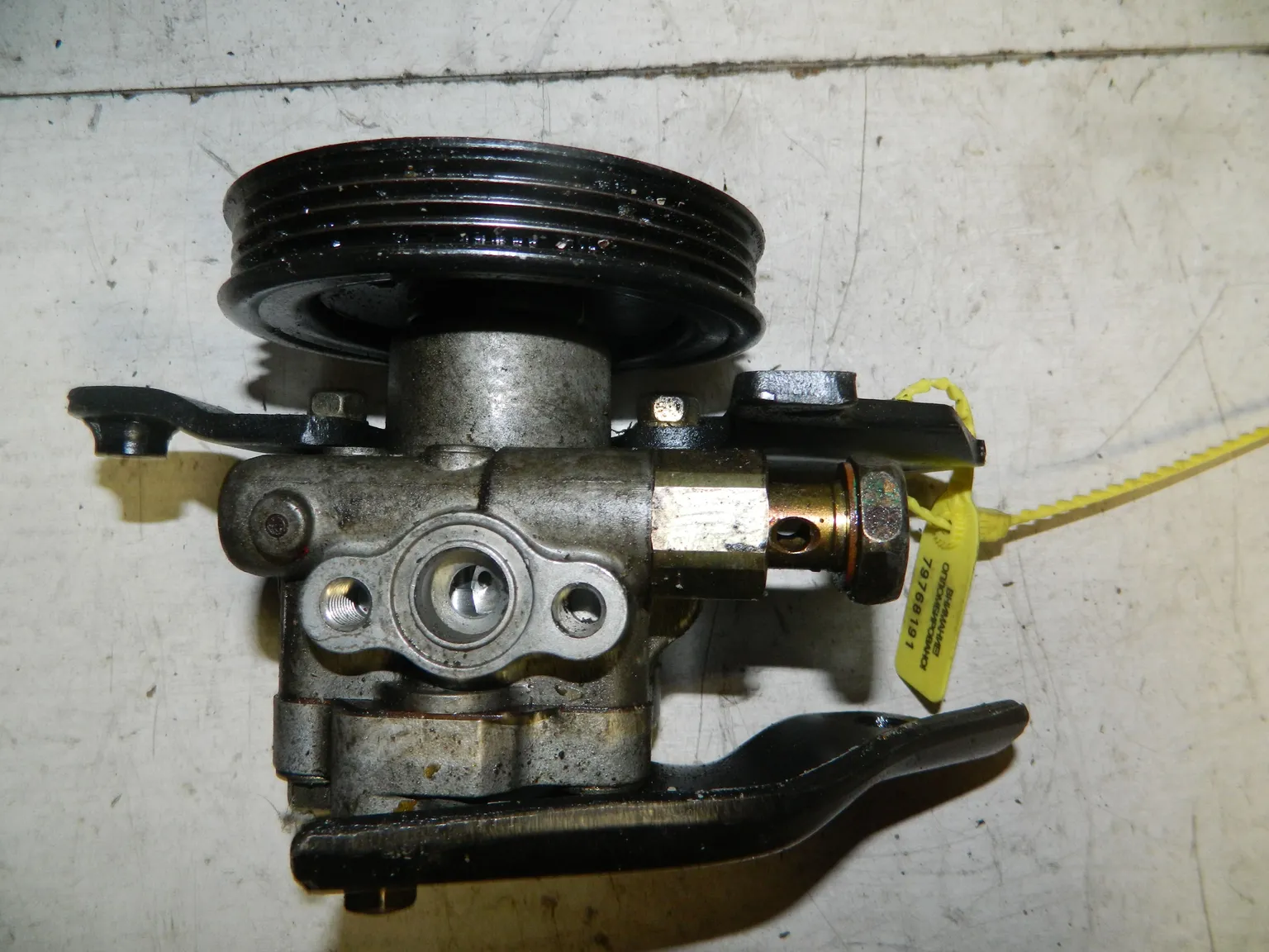 Гидроусилитель руля NISSAN BLUEBIRD SR18DE (Контрактный) 79768191