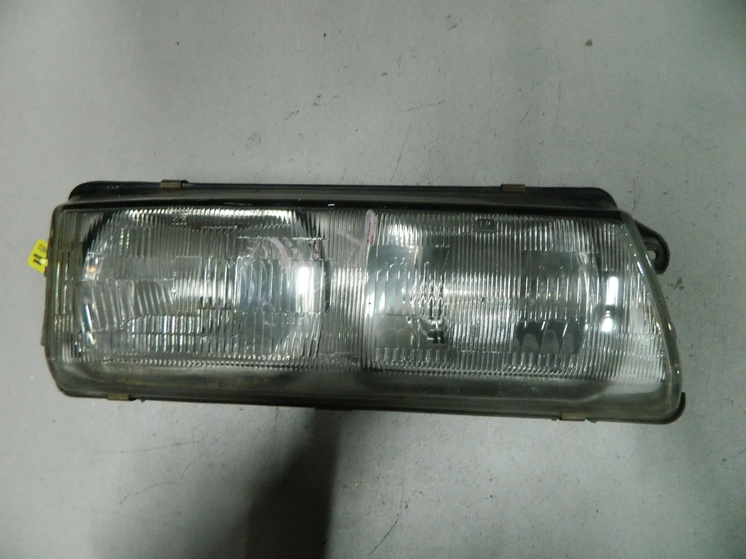 Фара MITSUBISHI GALANT E35A Перед Прав (Контрактный) 64492112