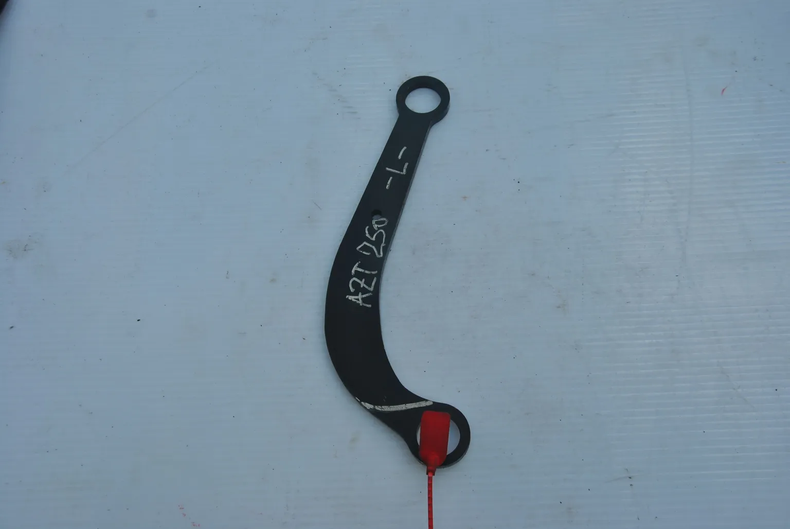 Рычаг подвески TOYOTA AVENSIS AZT240 Зад Лев (Контрактный) 25284058