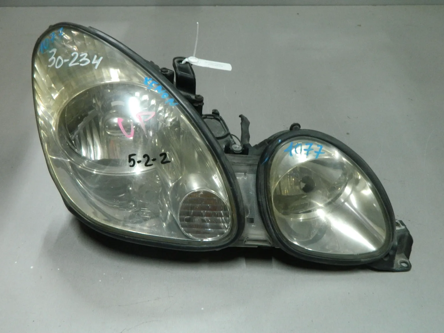 Фара TOYOTA ARISTO JZS161 Перед Прав 30234 (Контрактный) 03344309