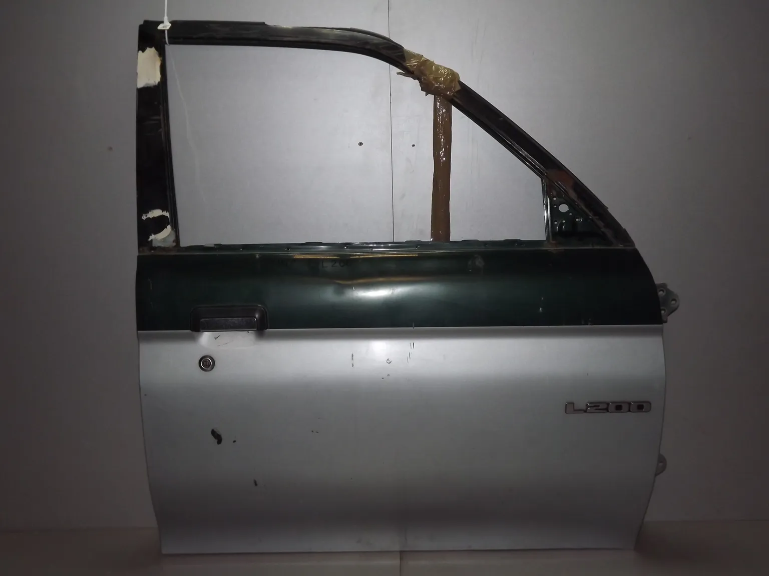 Дверь MITSUBISHI L200 4D56 1996-2006 Перед Прав (Б/У) 63102 MR178066