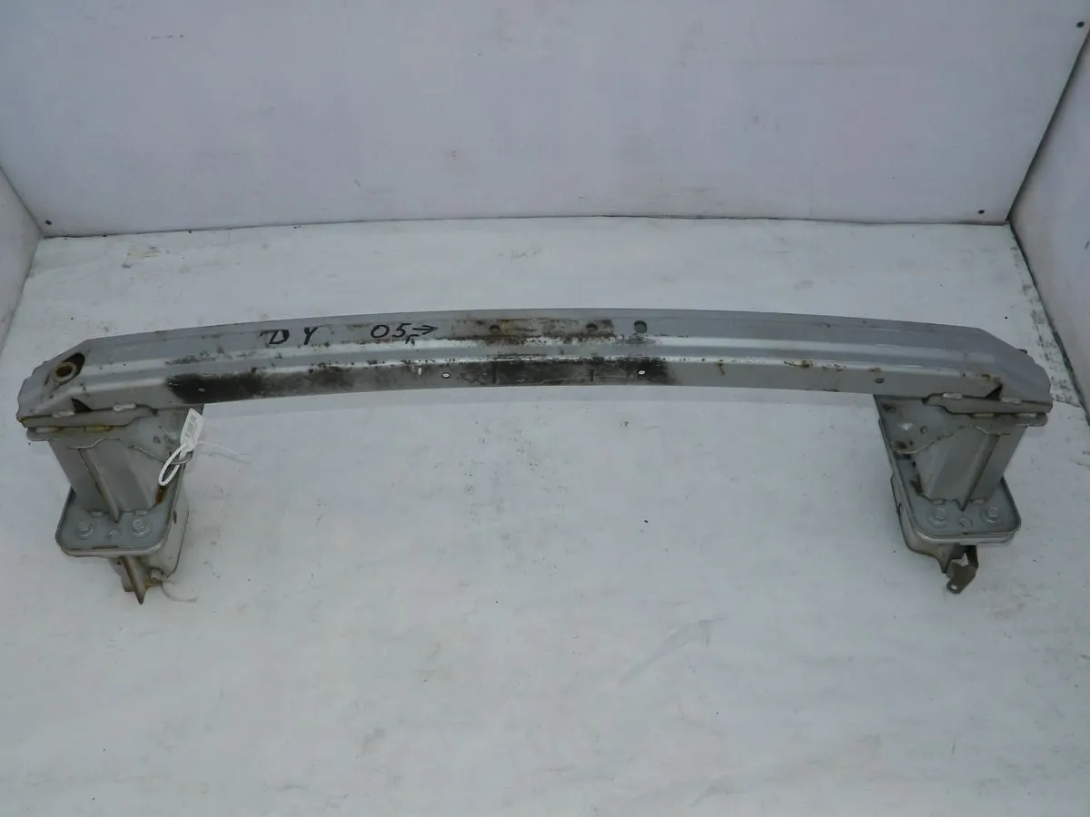 Усилитель бампера MAZDA DEMIO DY3W Перед (Контрактный) 35021954