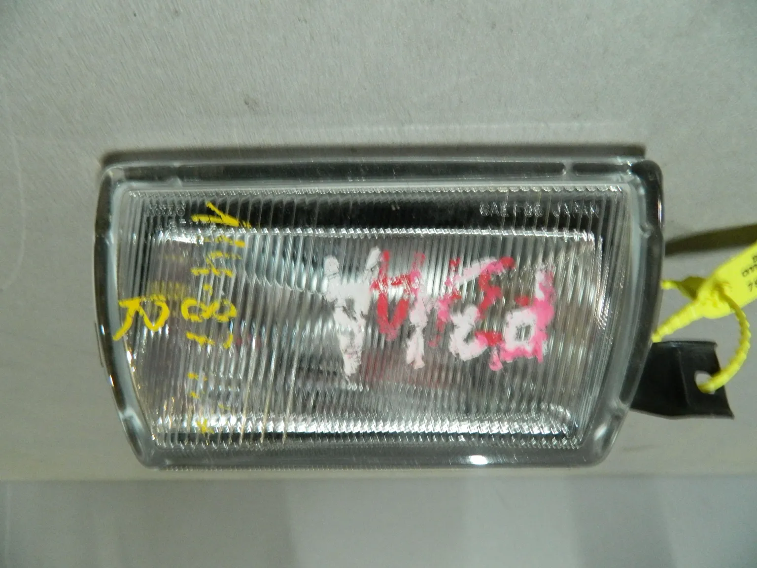 Фара противотуманная MITSUBISHI DIAMANTE F36A Перед Прав (Контрактный) 79768087