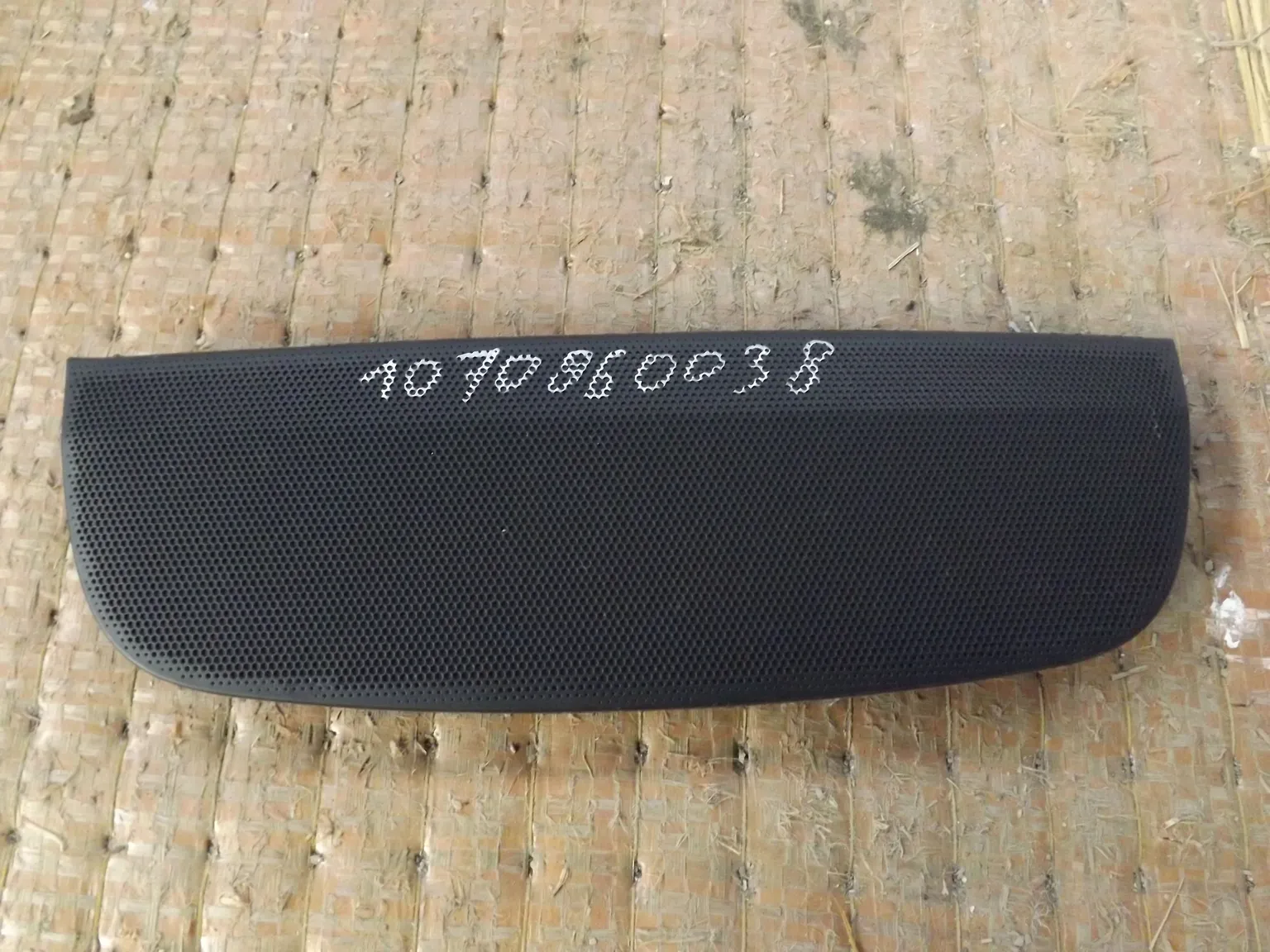 Накладка динамика NISSAN TEANA J32 (Контрактный) 1070960038