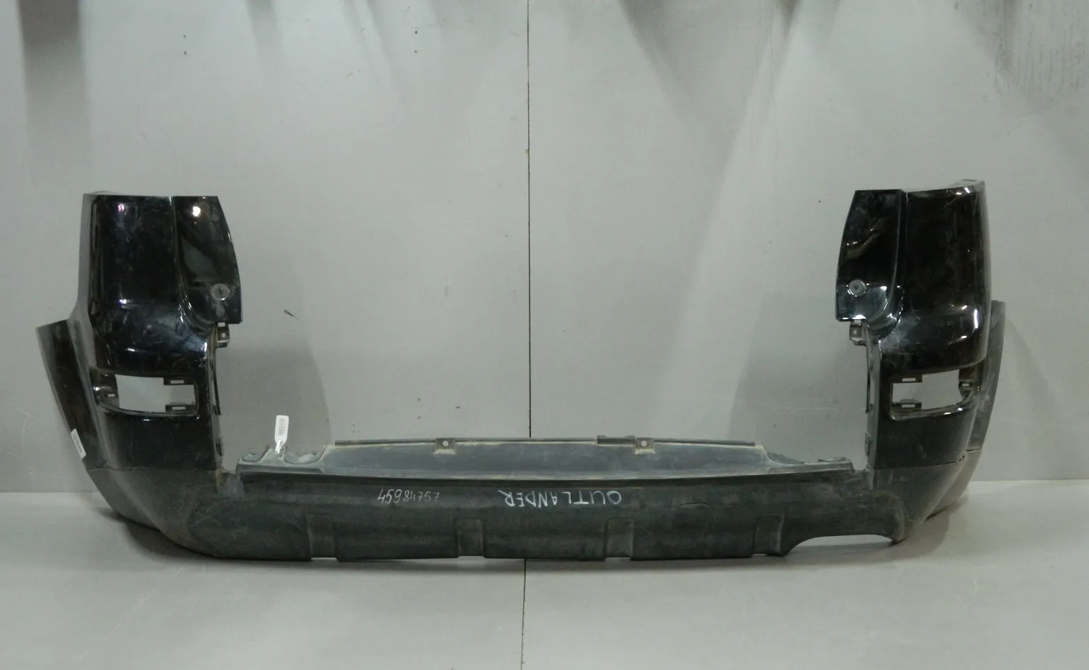 Бампер задний MITSUBISHI OUTLANDER CW5W (Контрактный) 45984767