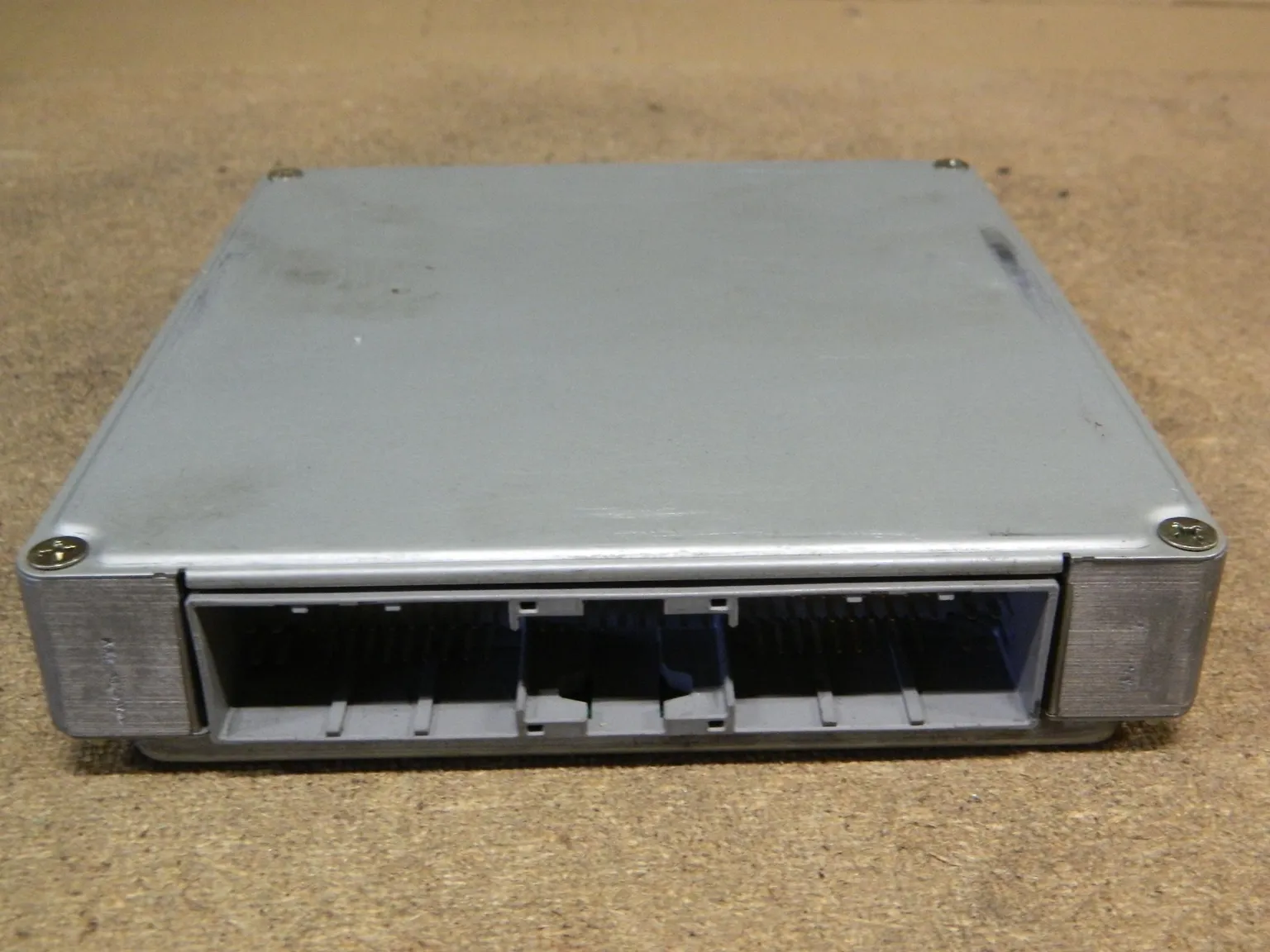 Блок управления ДВС NISSAN PRIMERA QR20DE (Контрактный) 10633