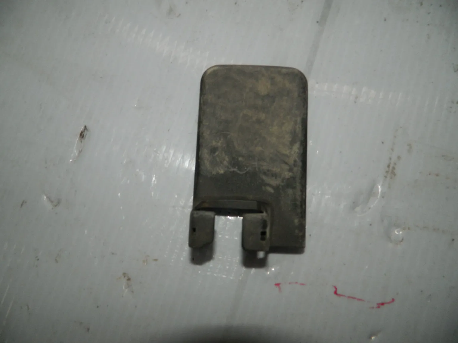 Накладка крепления сидений MITSUBISHI LANCER CY4A Перед Прав (Контрактный) 0762604