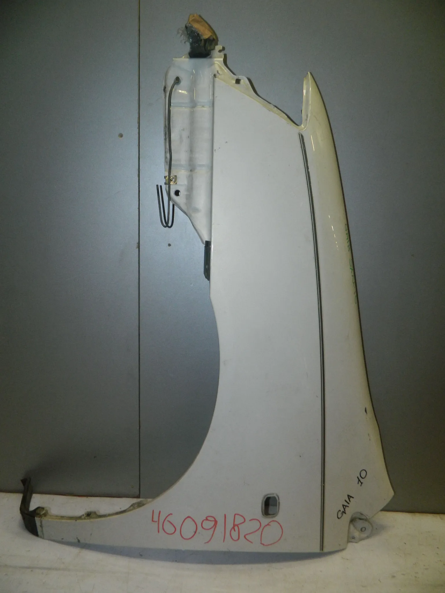 Крыло TOYOTA GAIA SXM10 Перед Лев (Контрактный) 46091820