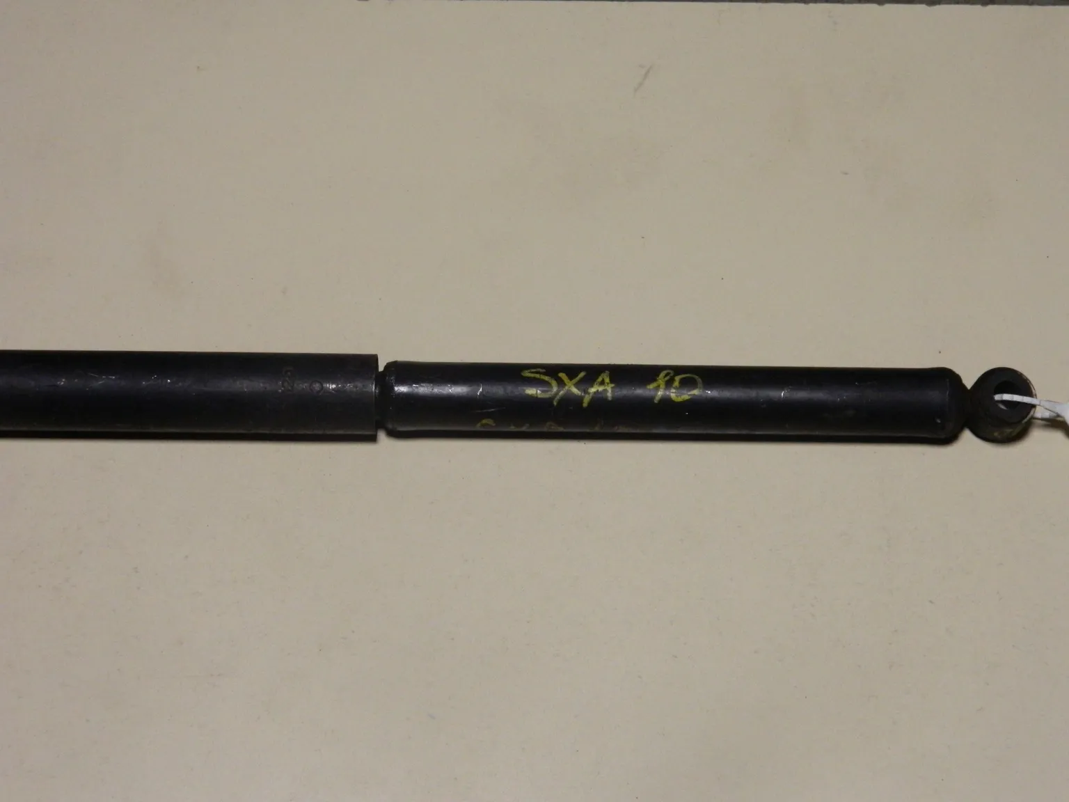 Амортизатор TOYOTA RAV4 SXA10 Зад (Кoнтрактный) 45992053