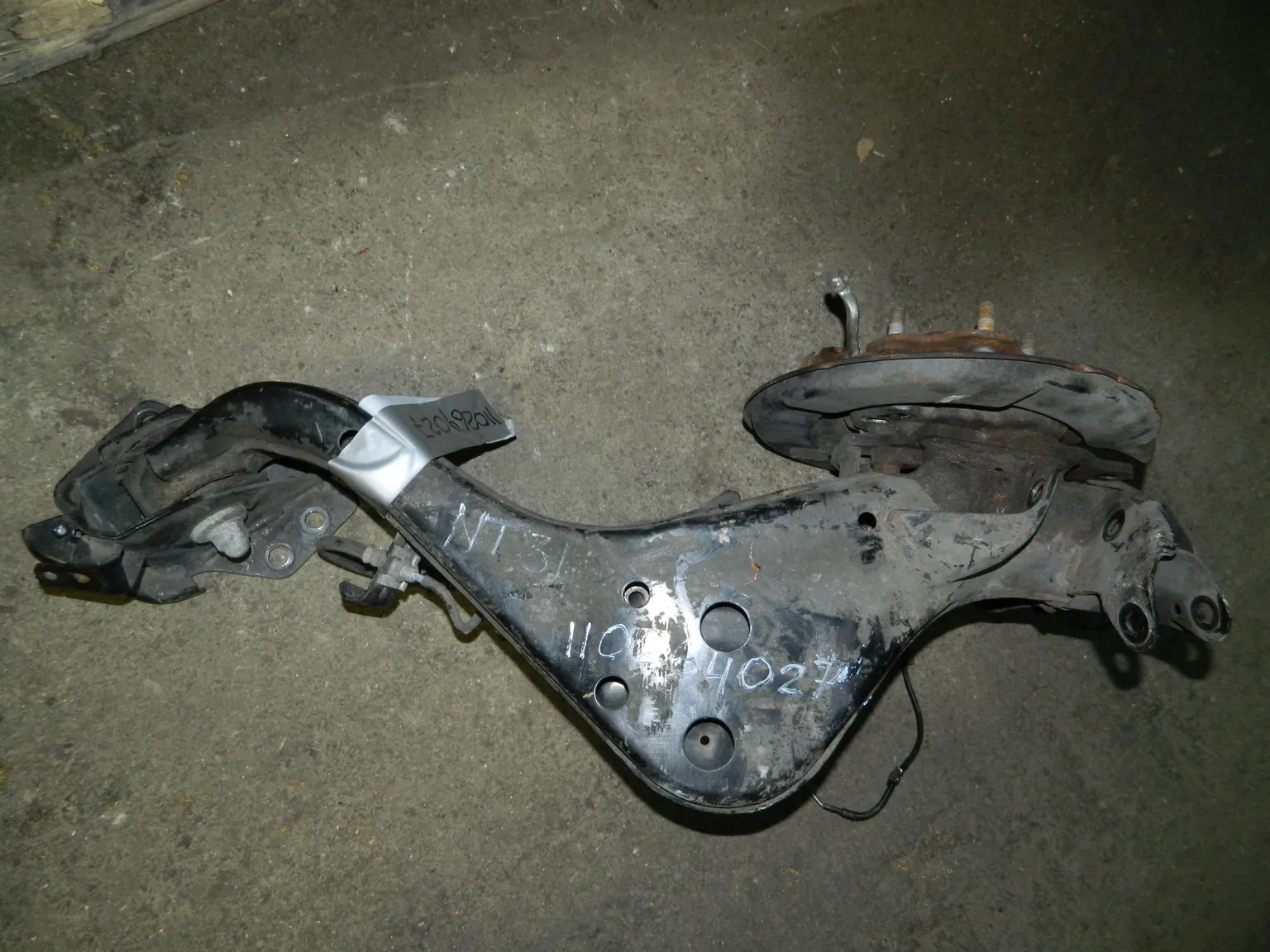 Ступица NISSAN X-TRAIL NT31 Зад Лев (Контрактный) 110264027