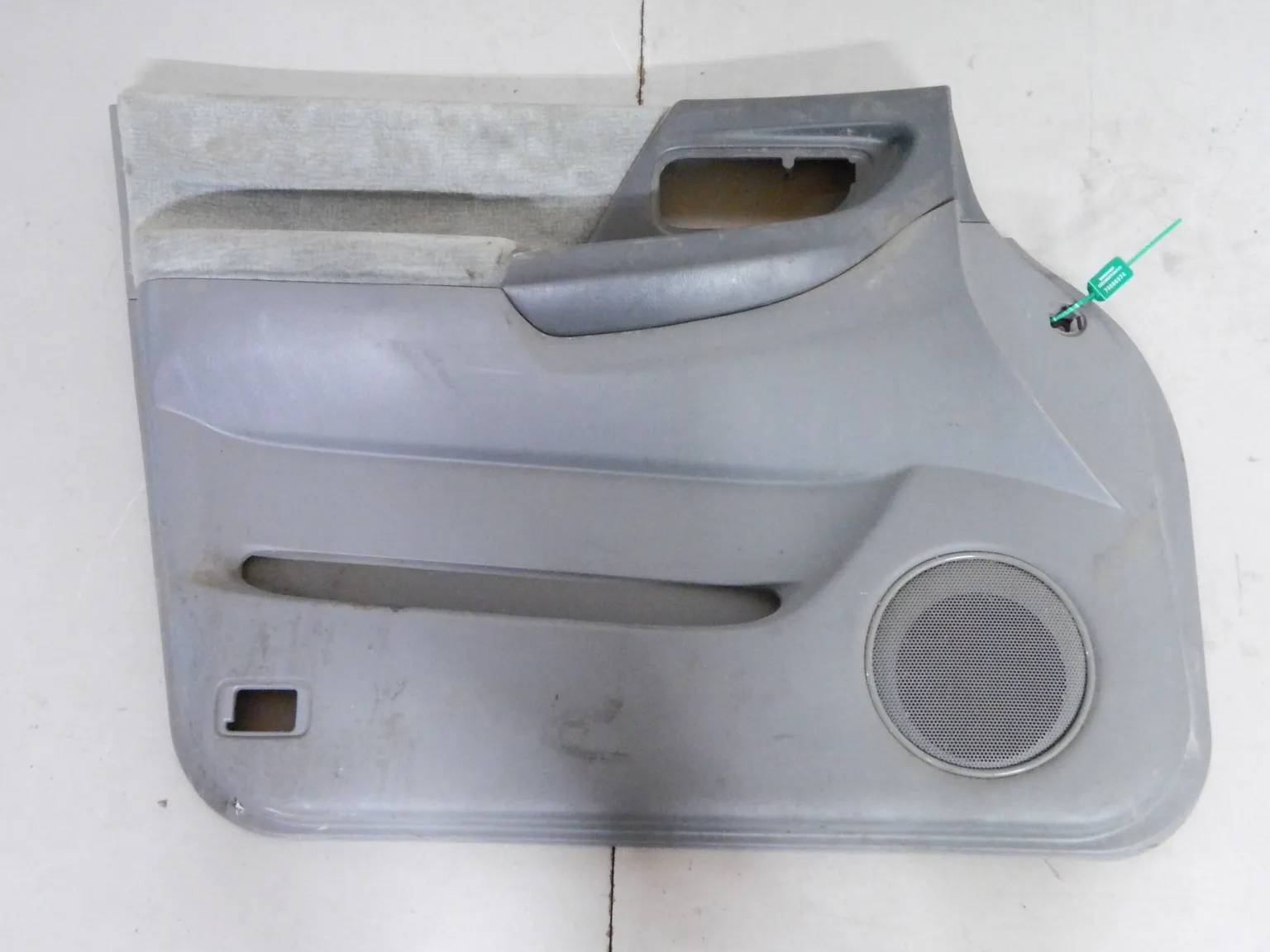 Обшивка двери NISSAN PRESAGE U30 Перед Лев (Б/У) 79586974