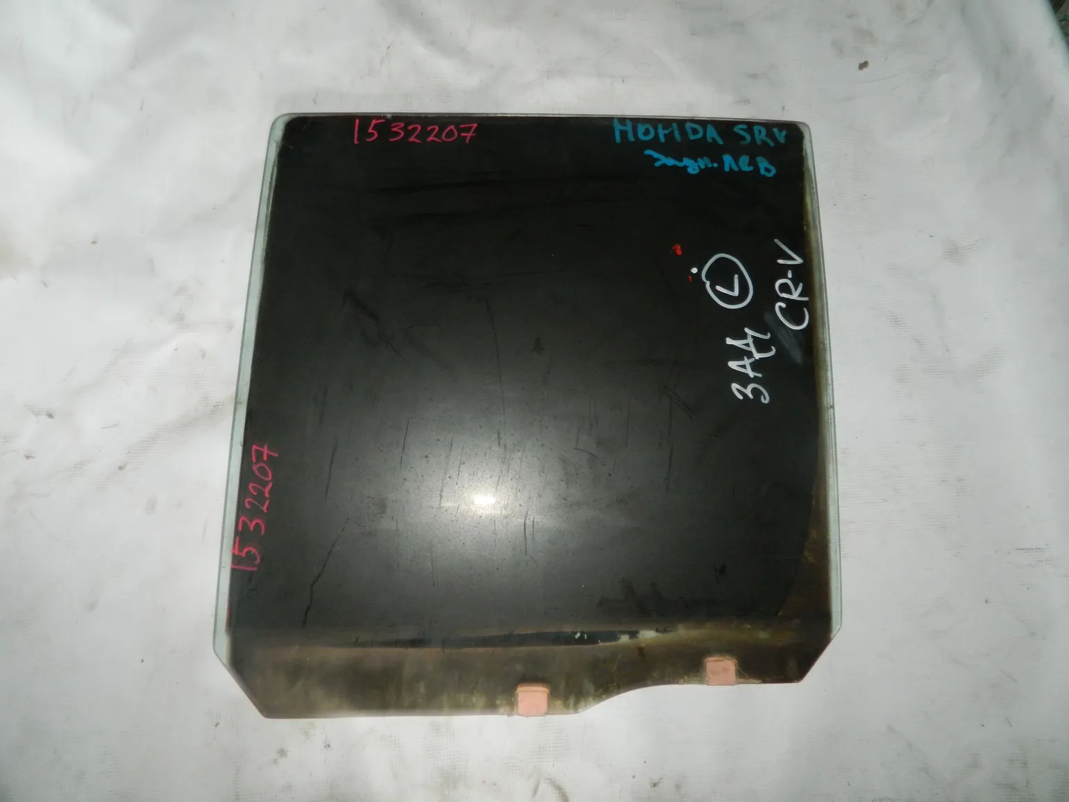 Стекло двери HONDA CR-V RD1 Задн. Лев (Контрактный) 1532207