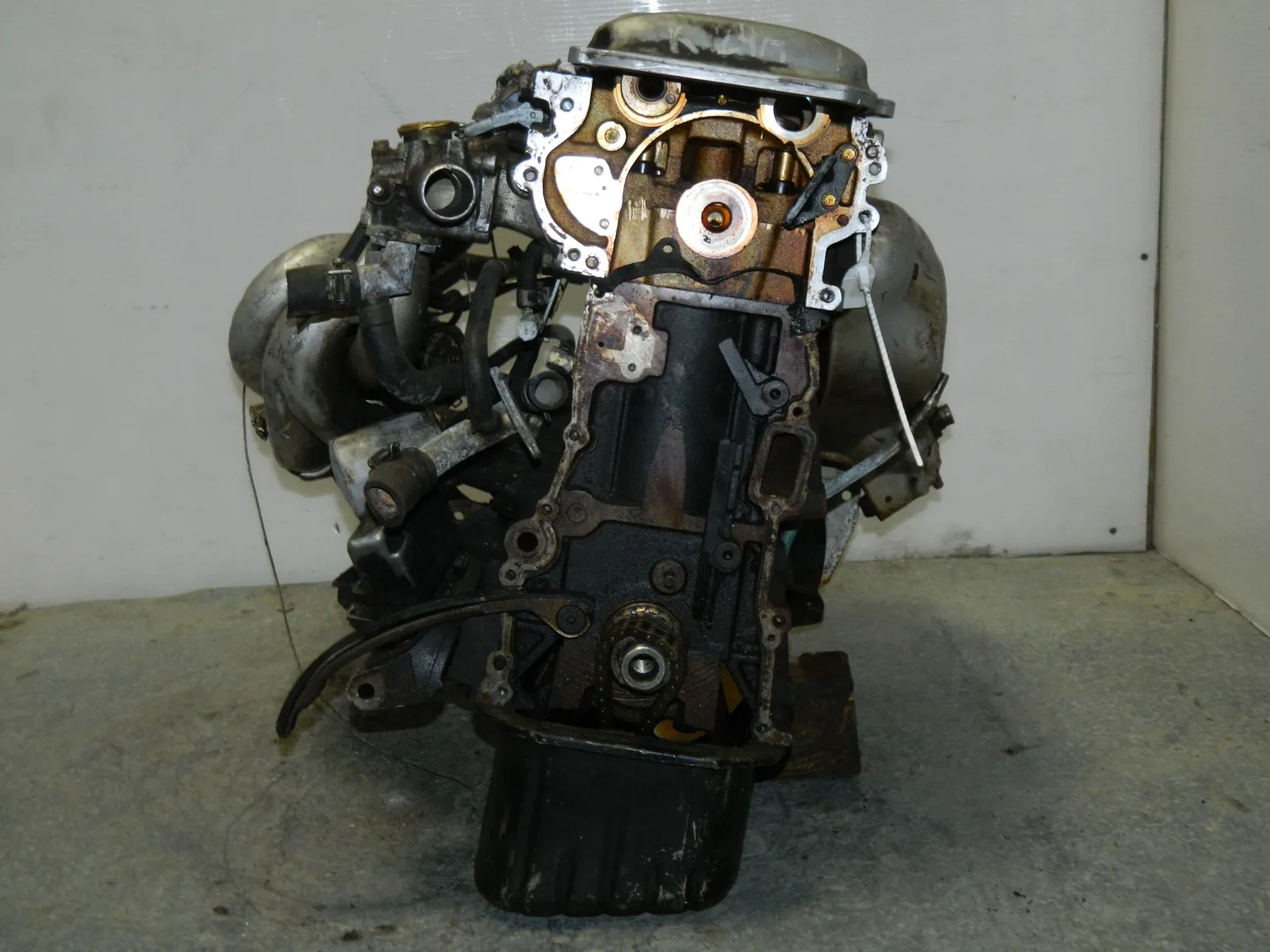 Двигатель NISSAN LARGO W30 KA24DE (Контрактный) 45990272