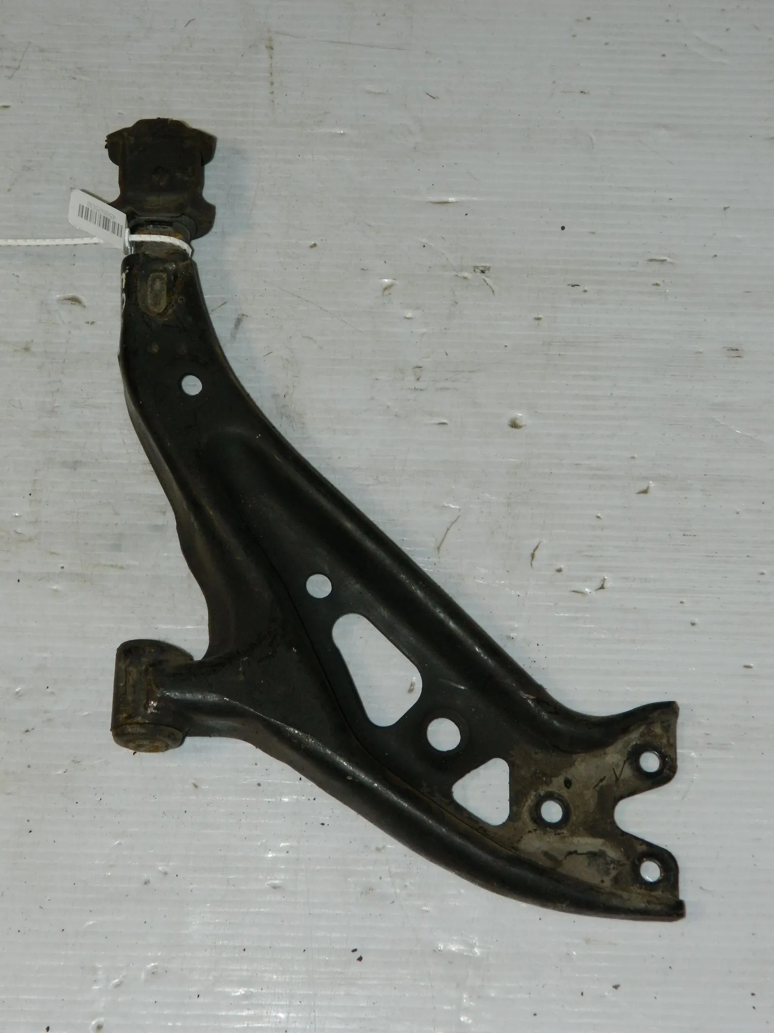 Рычаг подвески TOYOTA STARLET EP91 Перед Лев (Контрактный)