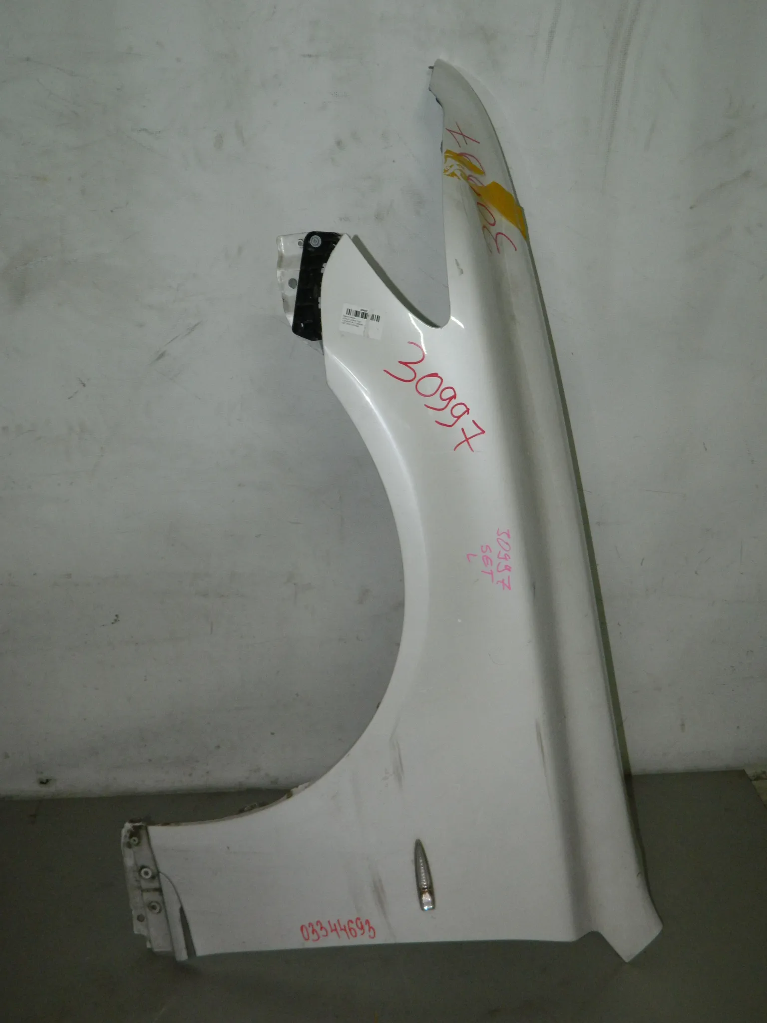 Крыло LEXUS LS460 USF40 Перед Лев (Контрактный) 03344693