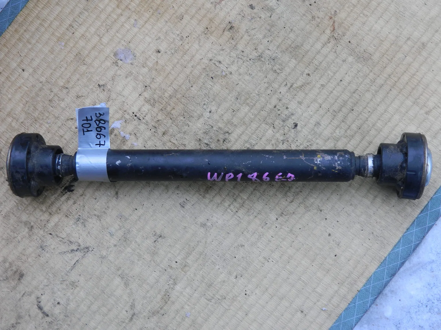 Карданный вал PORSCHE CAYENNE 955 (Контрактный) 38667701 7L0521101