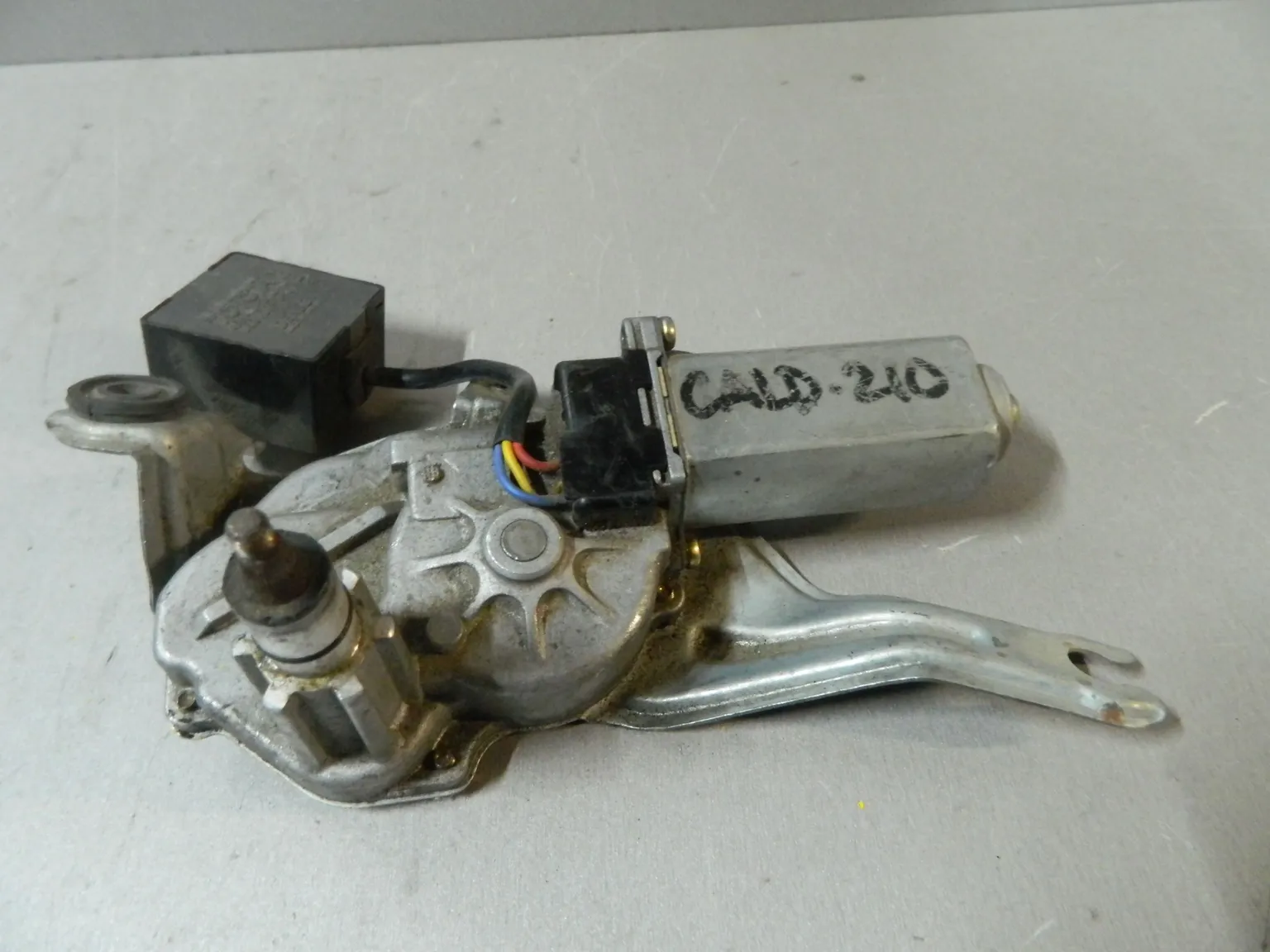 Мотор заднего дворника TOYOTA CALDINA ST210 (Контрактный) 81528790