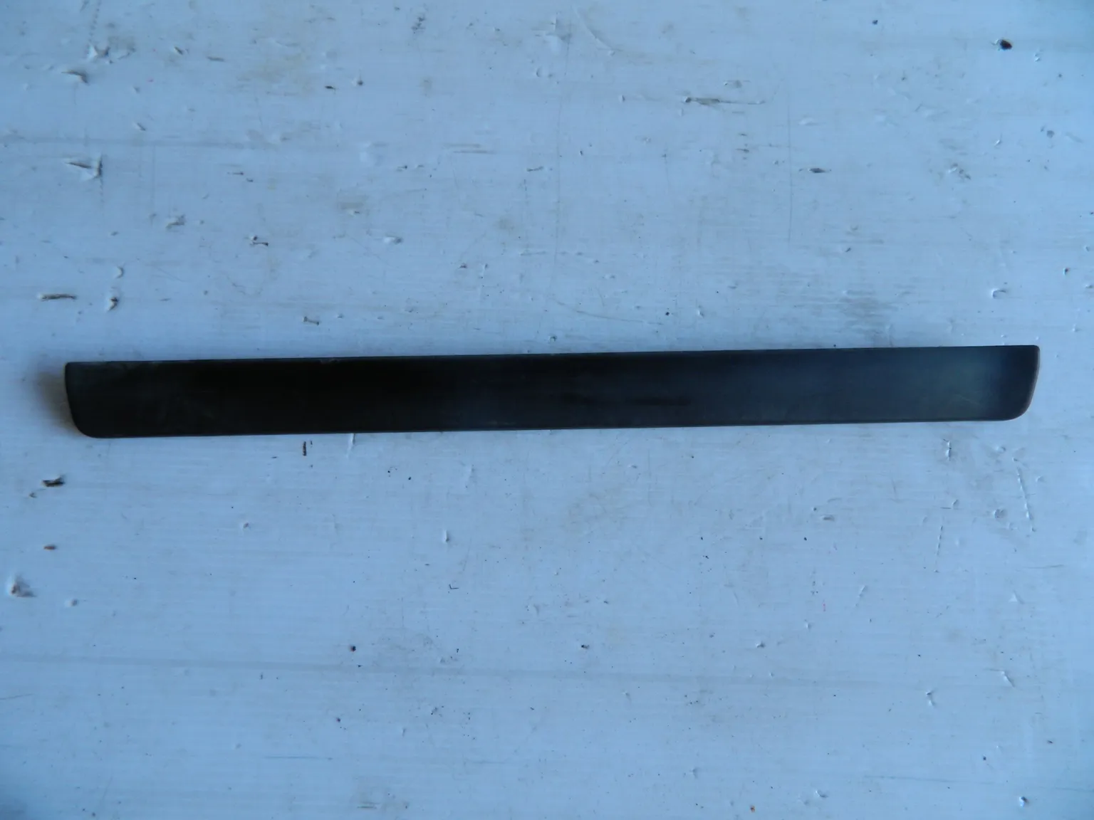 Накладка на порог TOYOTA 6791213010 TOYOTA COROLLA ZZE120 4ZZFE Перед Лев (Б/У)