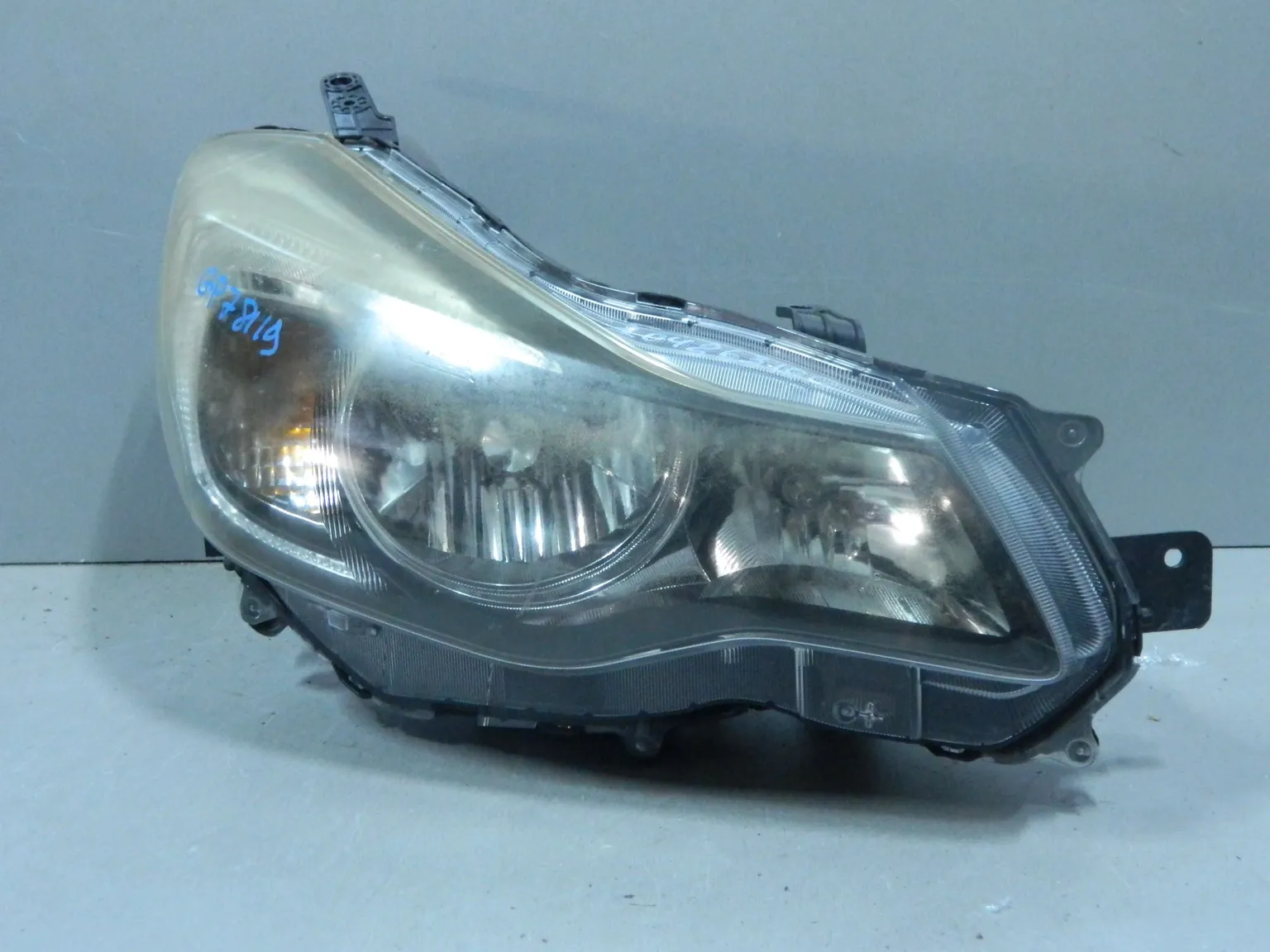 Фара SUBARU XV GP7 Перед Прав 9932 (Контрактный) 104263100