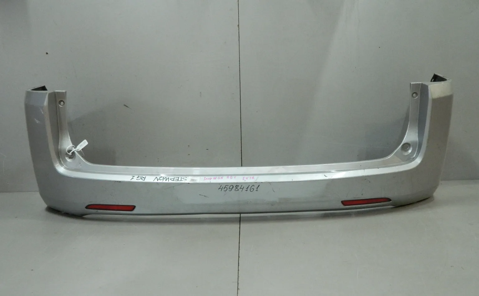 Бампер задний HONDA STEPWGN RG1 (Контрактный) 45984161