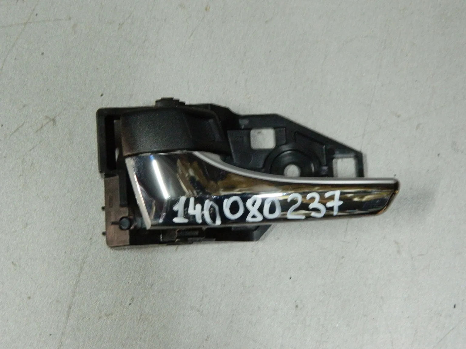 Ручка двери TOYOTA CAMRY AVV50 Зад Лев (Контрактный) 140080237