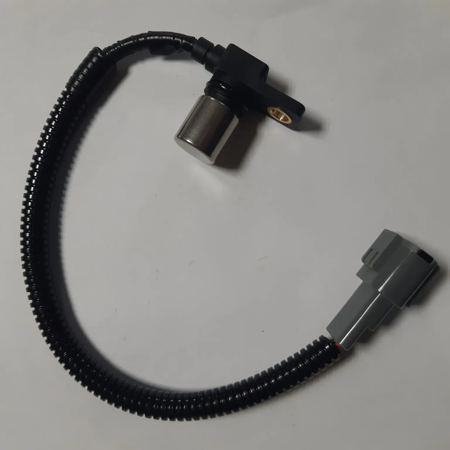 Датчик положения коленвала GENERAL PARTS 3322077E00 J20A, M15A, M16A