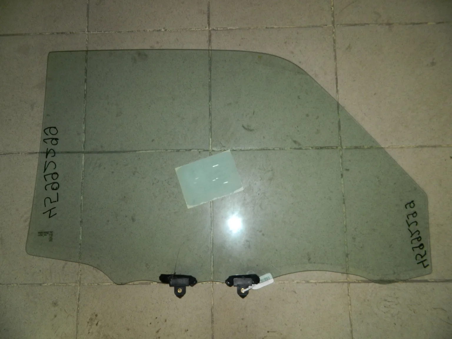 Стекло двери SEKURIT 8287LLGR3FDW TOYOTA RAV-4 SXA19 1994-2000 Перед Лев 45992299