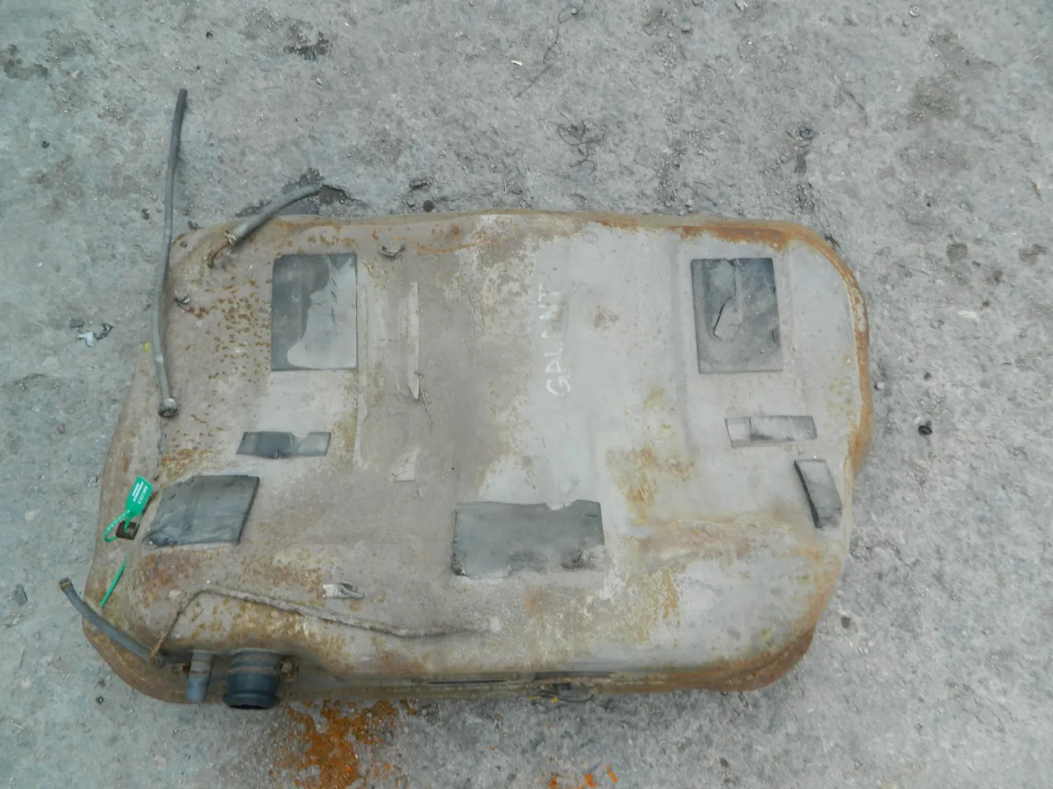 Бак топливный MITSUBISHI GALANT E15A (Контрактный) 81531969