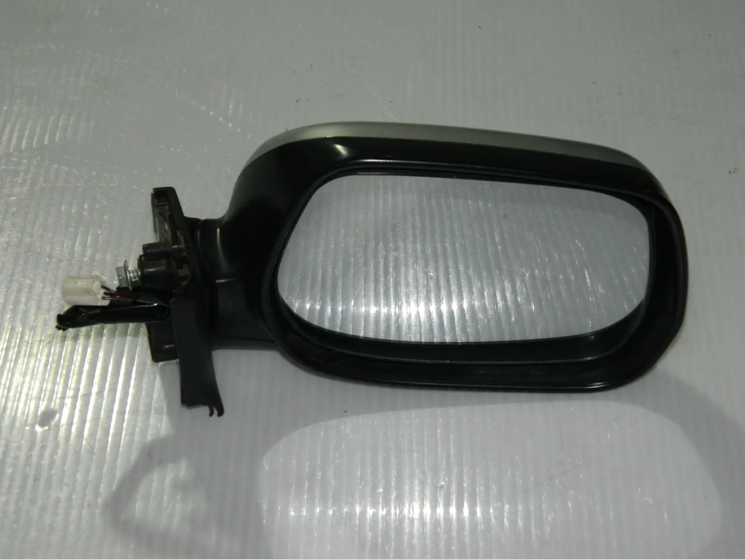Зеркало TOYOTA PORTE Перед. Прав (Контрактный) 190213