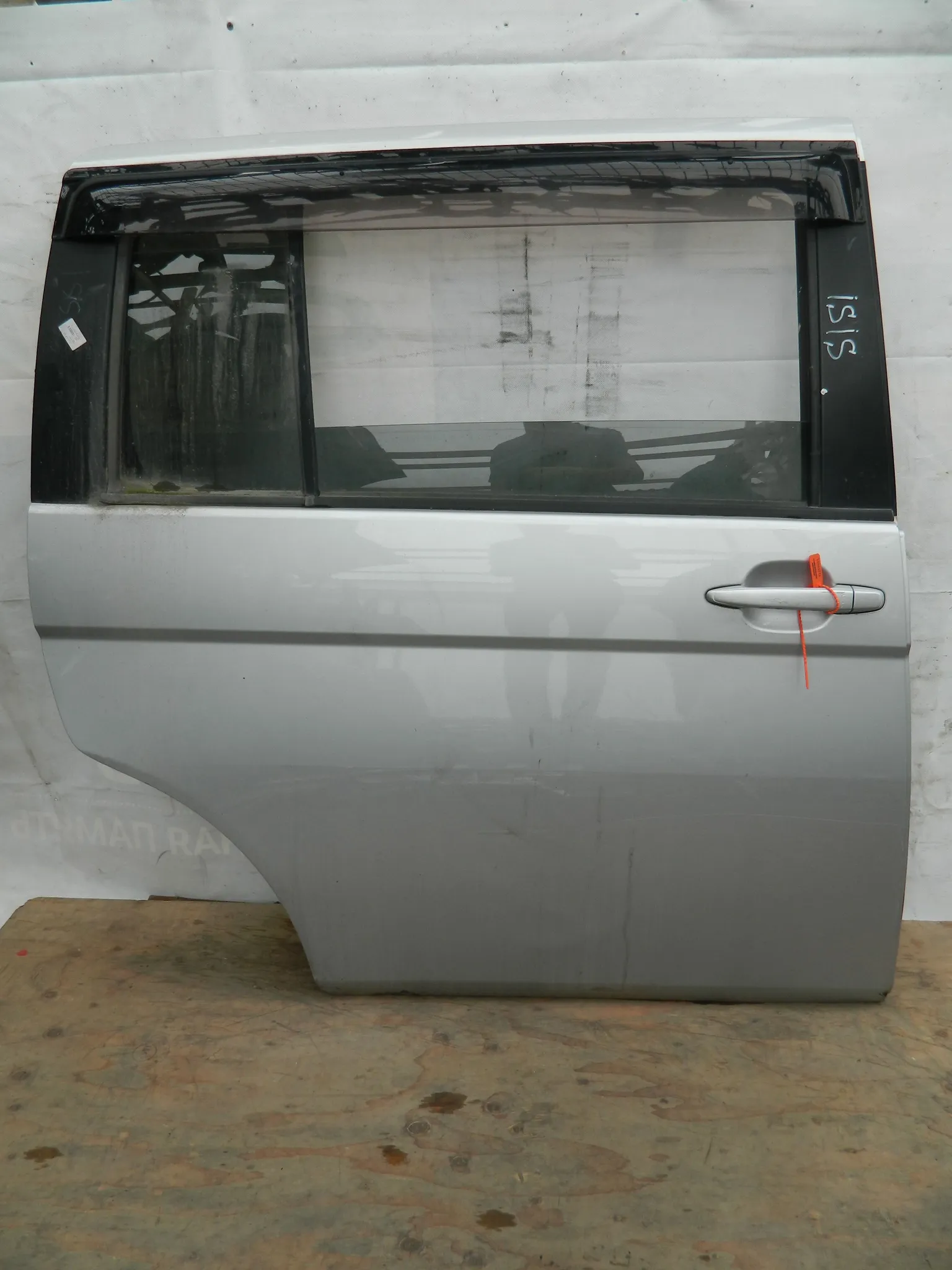 Дверь TOYOTA ISIS ANM10 Зад Прав (Контрактный) 72355611