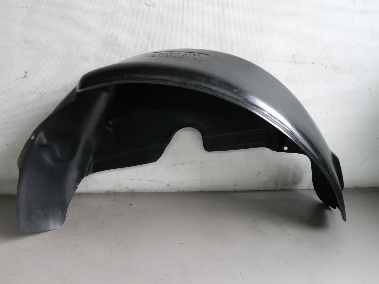 Подкрылок AKRADO AK868224Y000 KIA RIO 4 (седан) Задн Прав