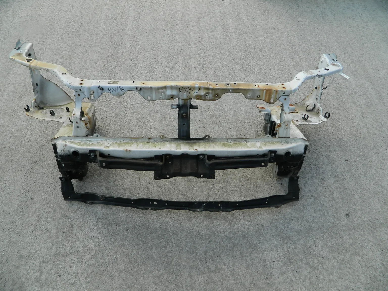 Рамка радиатора MITSUBISHI RVR N74W (Контрактный) 35015232