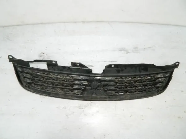 Решетка радиатора MITSUBISHI Colt Z21A 4A90 (Контрактный)