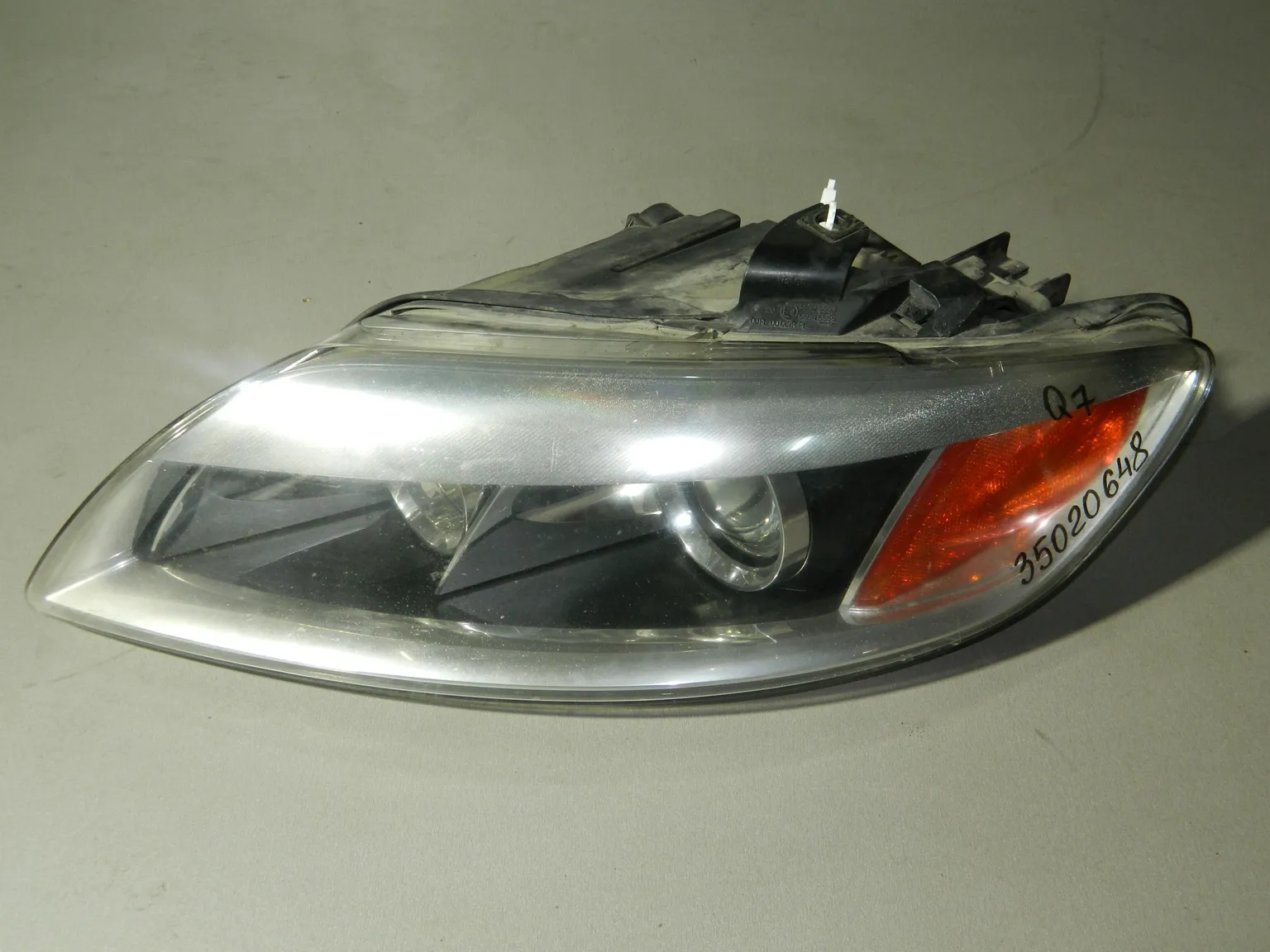 Фара AUDI Q7 4L Перед Лев (Б/У)