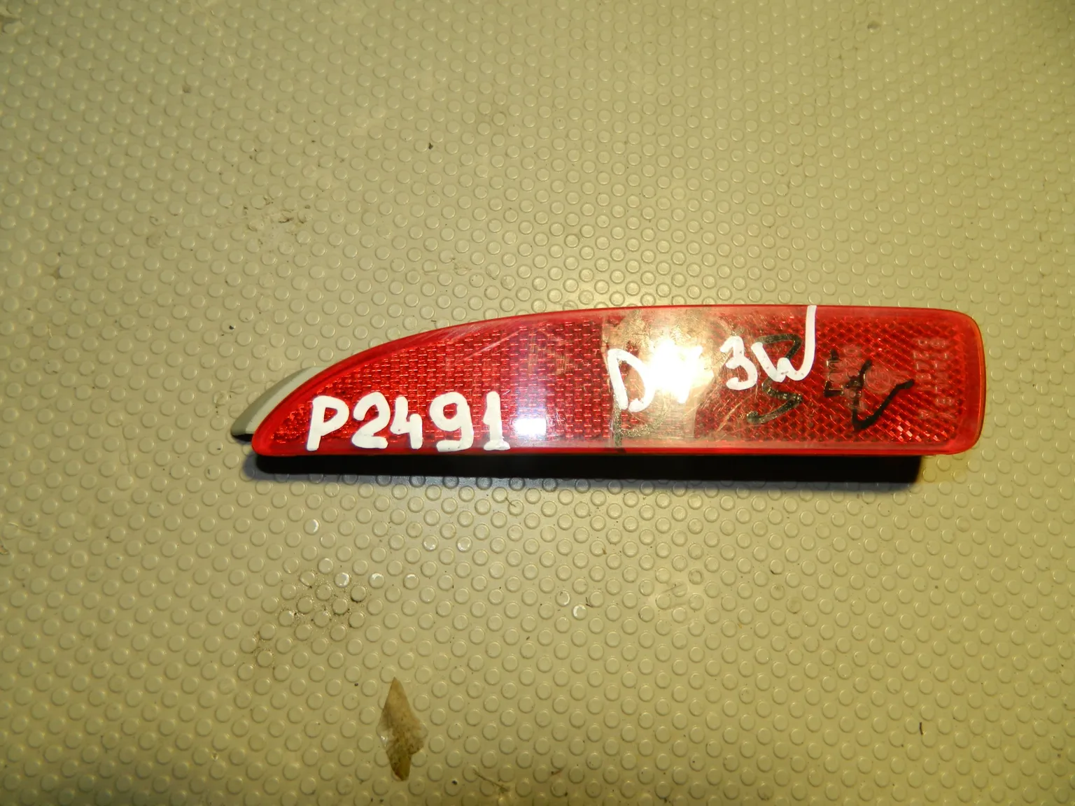 Катафот в бампер MAZDA DY Зад Прав (Контрактный)