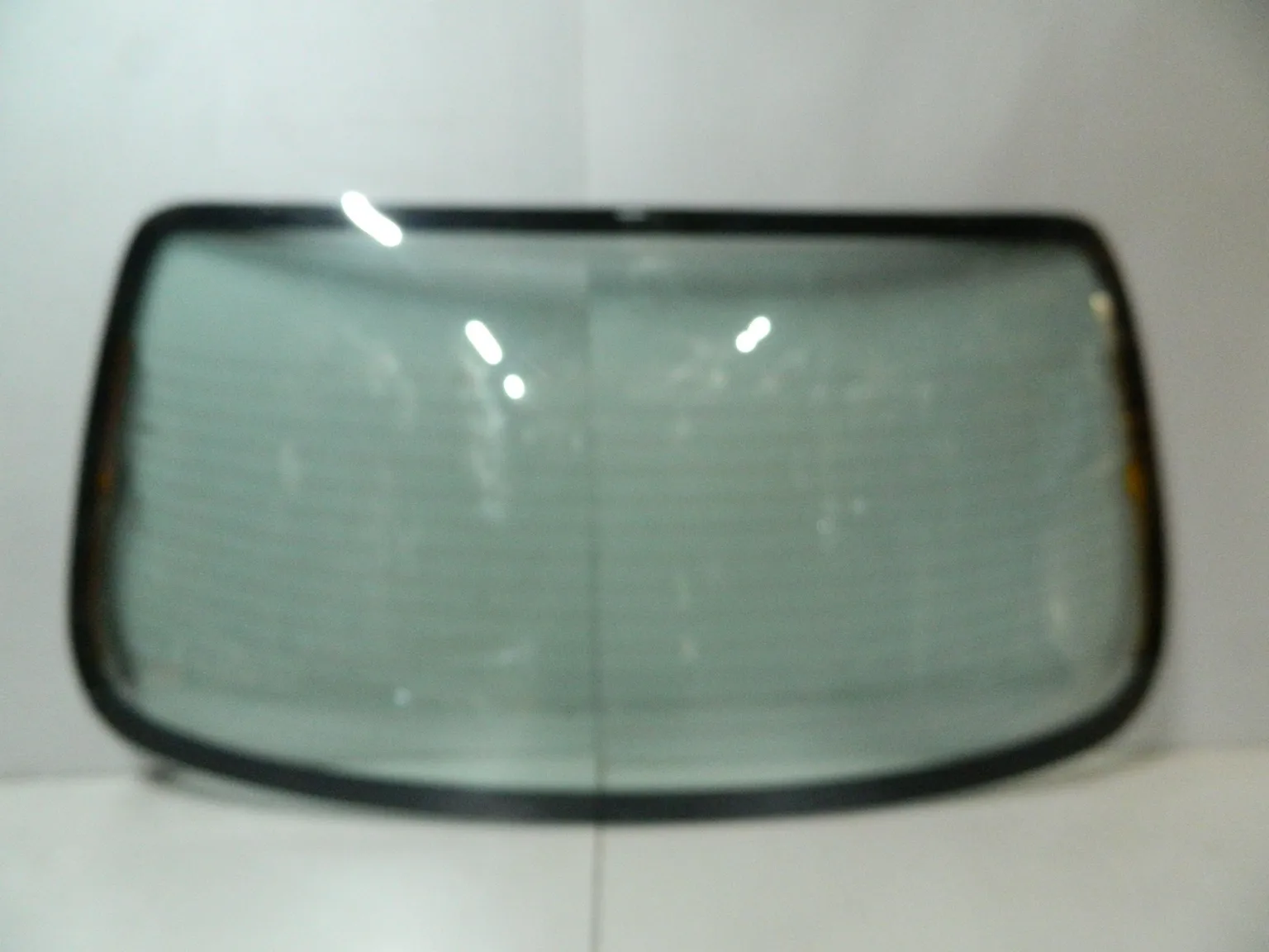 Стекло заднее TOYOTA PLATZ NCP12 XYG LK104DRW 98-05