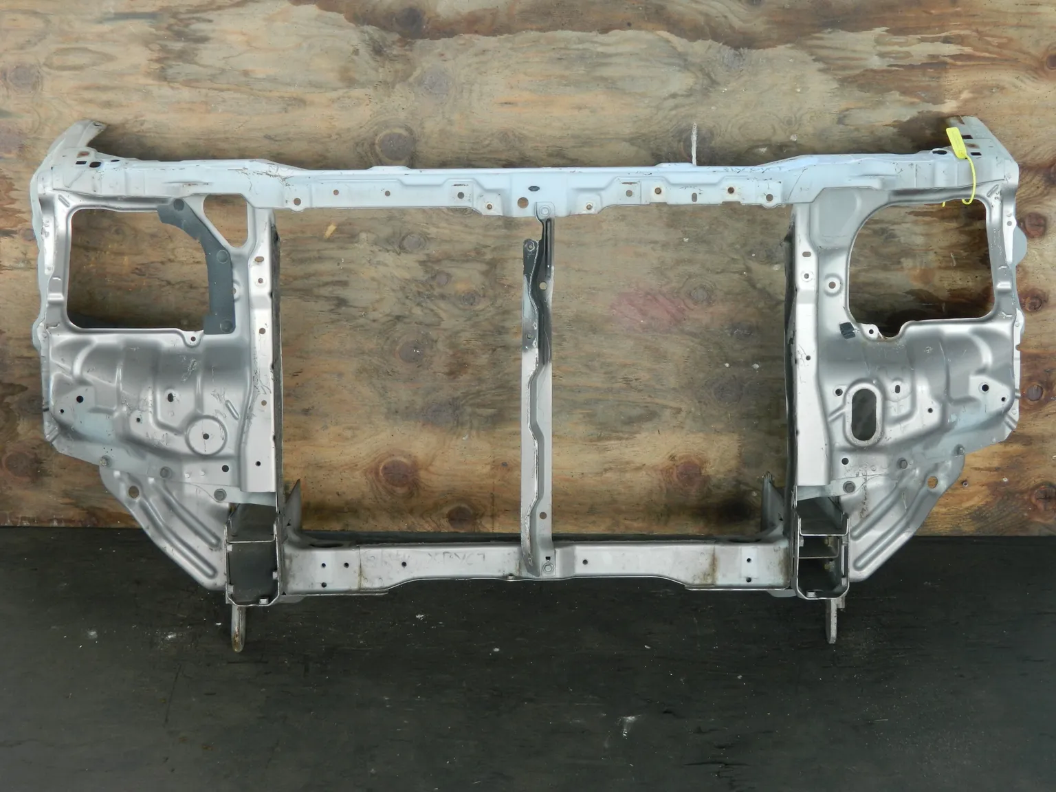 Рамка радиатора TOYOTA TOWN ACE NOAH SR40 (Контрактный) 94584217