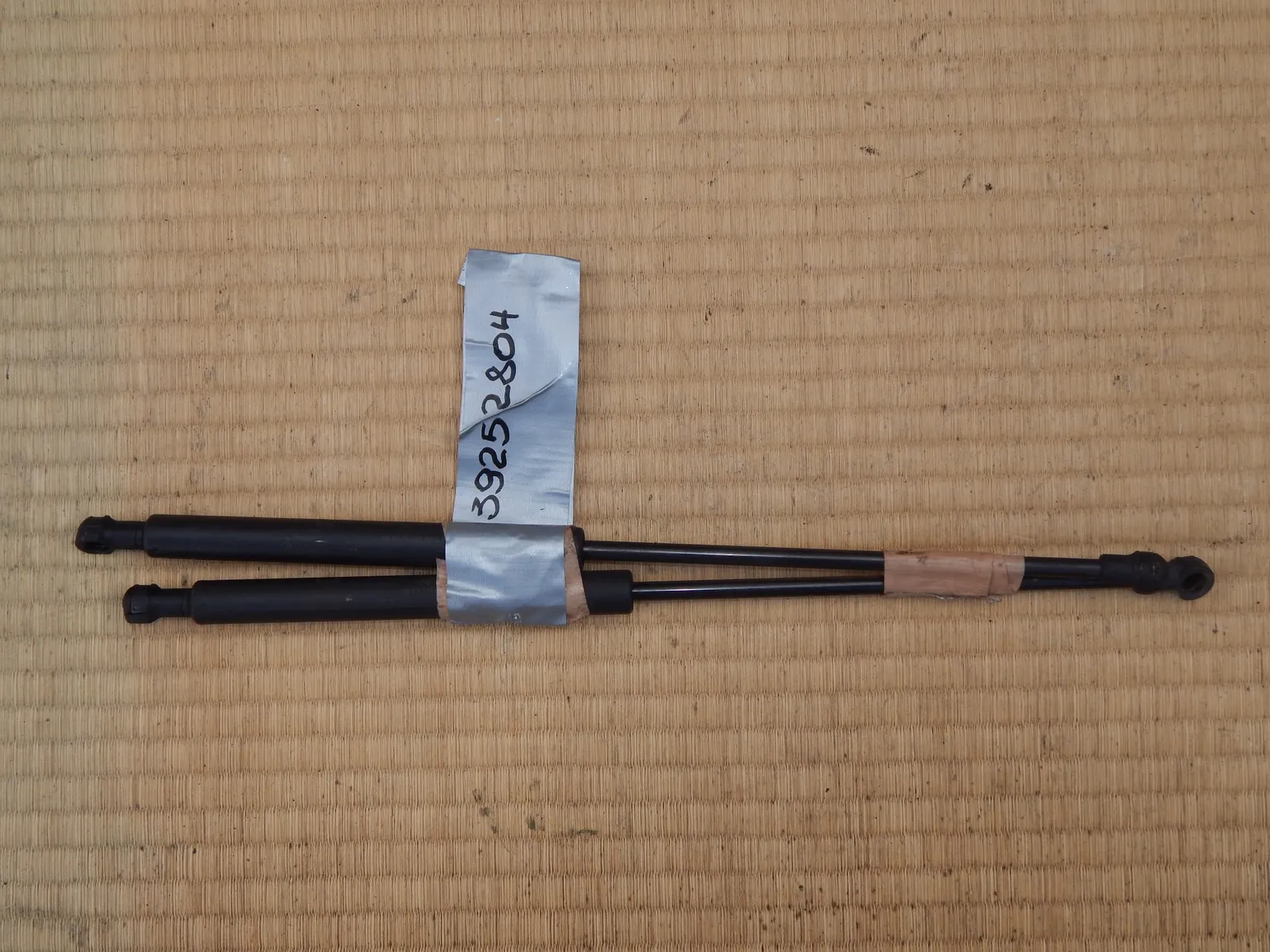 Амортизатор крышки багажника NISSAN TEANA J31 (ПАРА) (Контрактный) 39252804