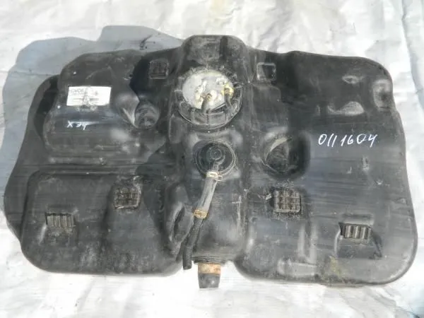 Топливный бак HONDA CIVIC 5D K20Z4 0111604
