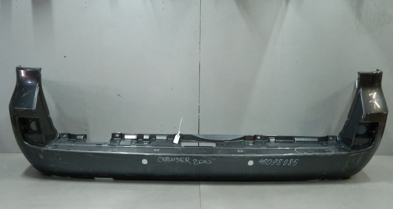 Бампер задний TOYOTA LAND CRUISER UZJ200 (Контрактный) 46098085