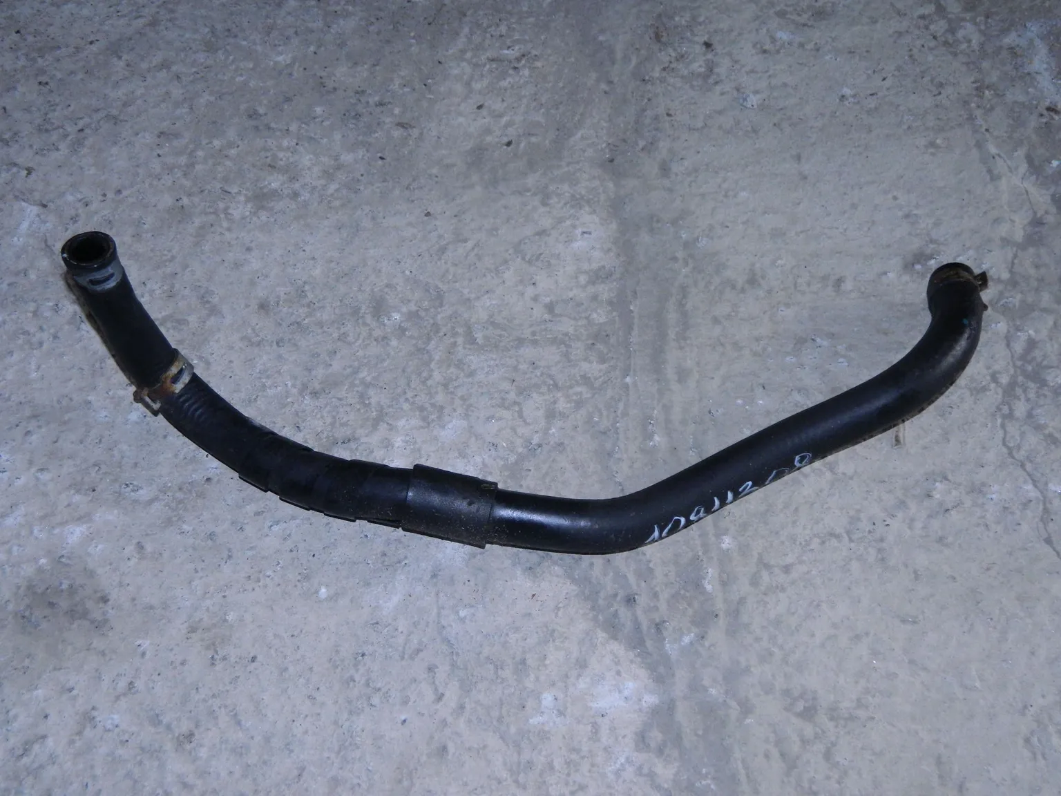 Патрубок печки TOYOTA AZT250 1AZFSE (Контрактный) 10811308