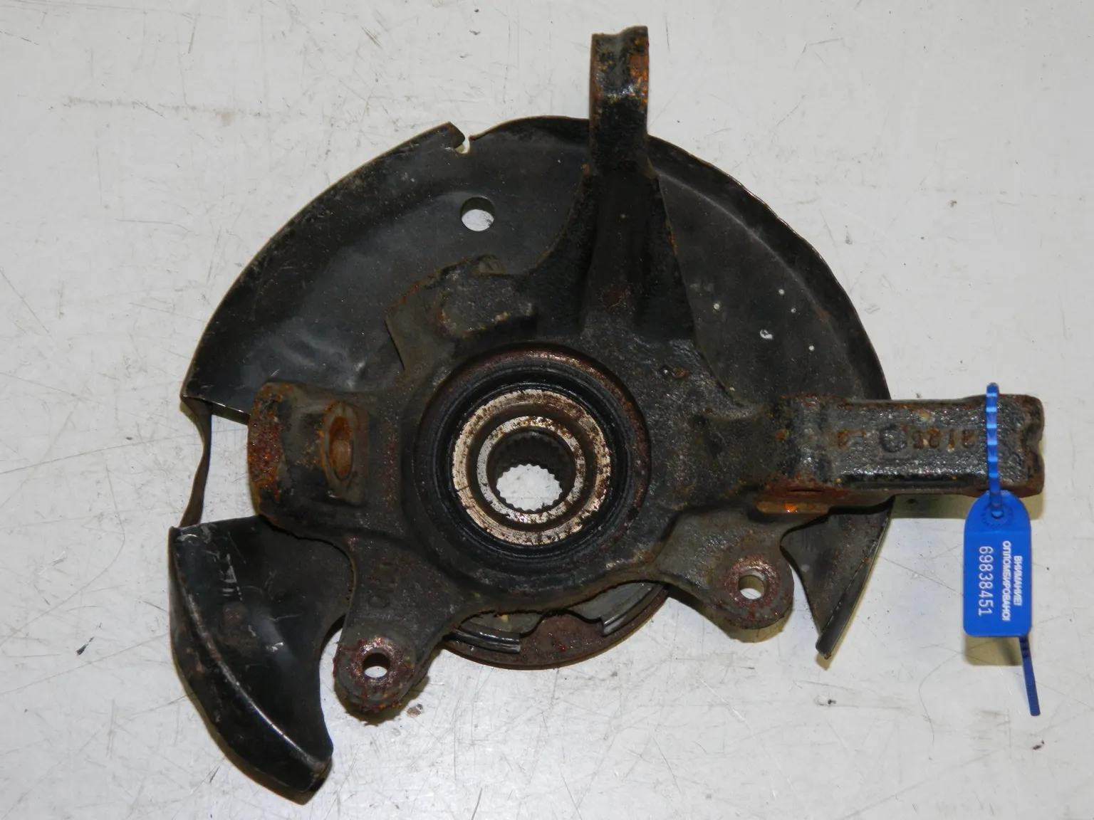 Ступица NISSAN PRESEA R11 Перед Лев (Контрактный) 69838451