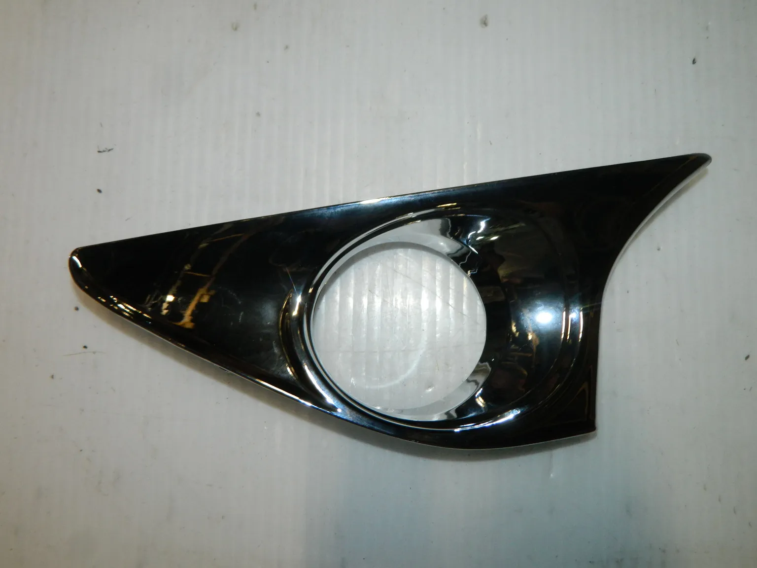 Оправа ПТФ SAT STTYL62192 TOYOTA Camry