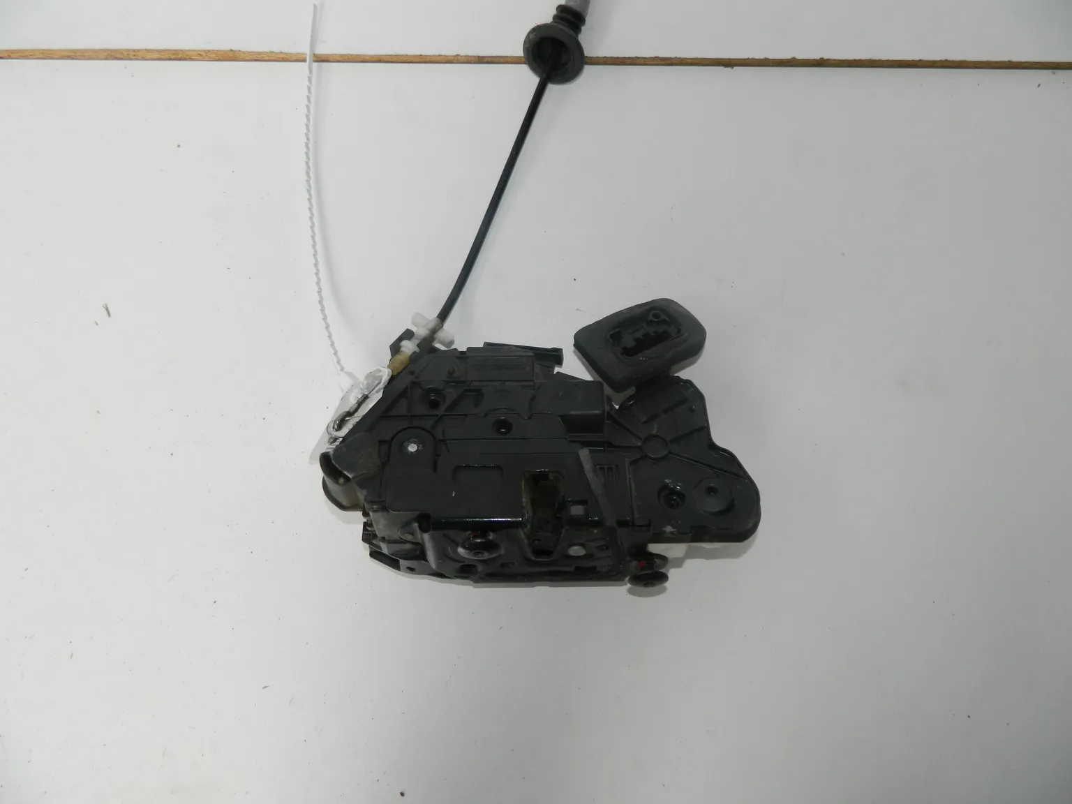 Замок двери Volkswagen Polo MK5 CFN Перед. Прав (Б/У)