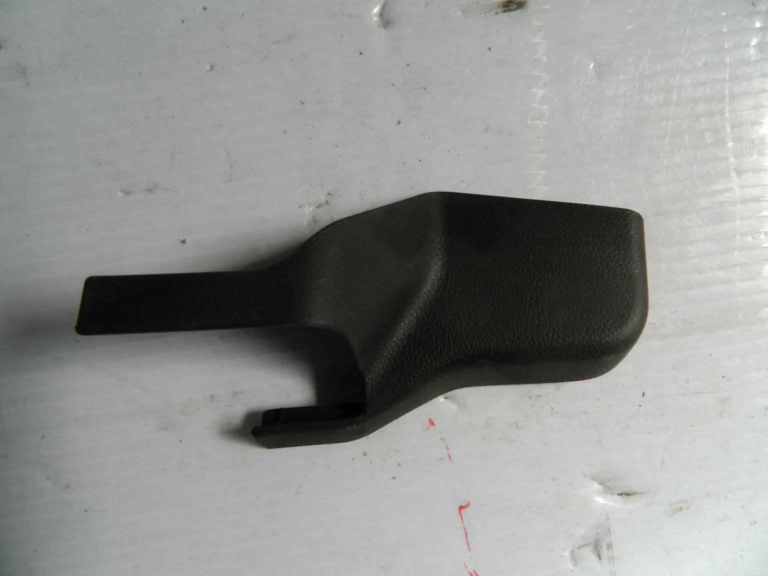 Накладка крепления сидений MAZDA CX-7 ER3P (Контрактный)