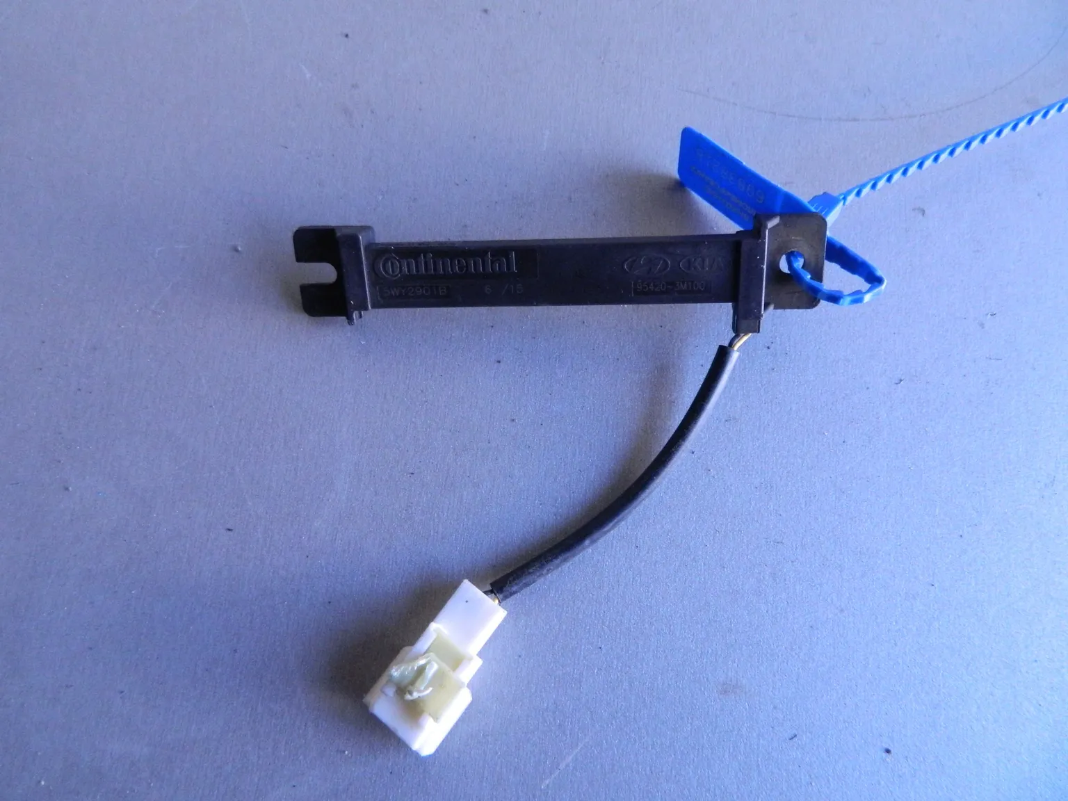 Антенна электрическая HYUNDAI EQUUS G6DA 2013-2015 (Б/У) 69838218